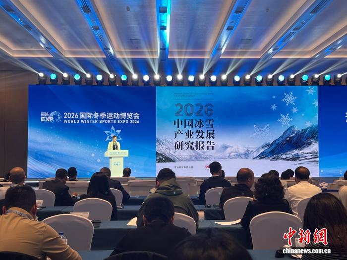 科学饮食：为您的运动表现注入能量 - 爱游戏官网